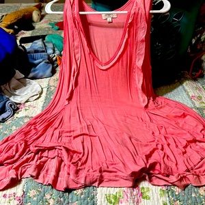 Size m flowing tank pink